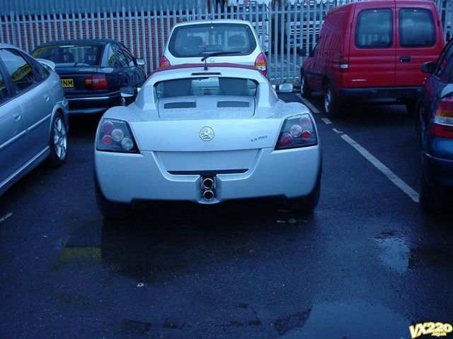 4.VX220 The Day it arrived at the Dealers.JPG